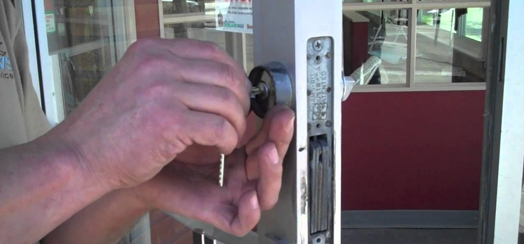 commercial door lock repair Silver Lakes